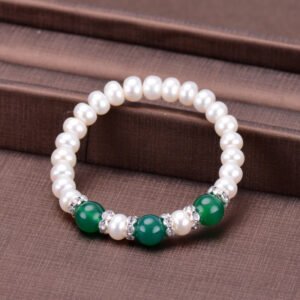 白色面包珠3个绿玛瑙 Pearl Bracelet